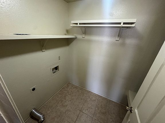 4th image of 207-209 E 23rd St #G