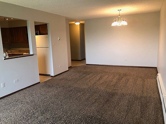 3rd image of 4 Crestview Ln Unit 16