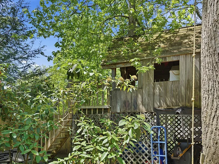 232 Riveredge Rd — Photo 35
