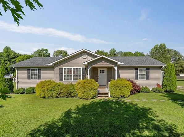 220 Tristen Ln, Sparta, TN 38583