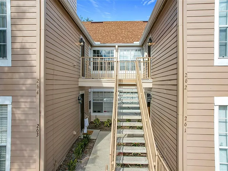 665 Youngstown Pkwy #264 — Photo 4