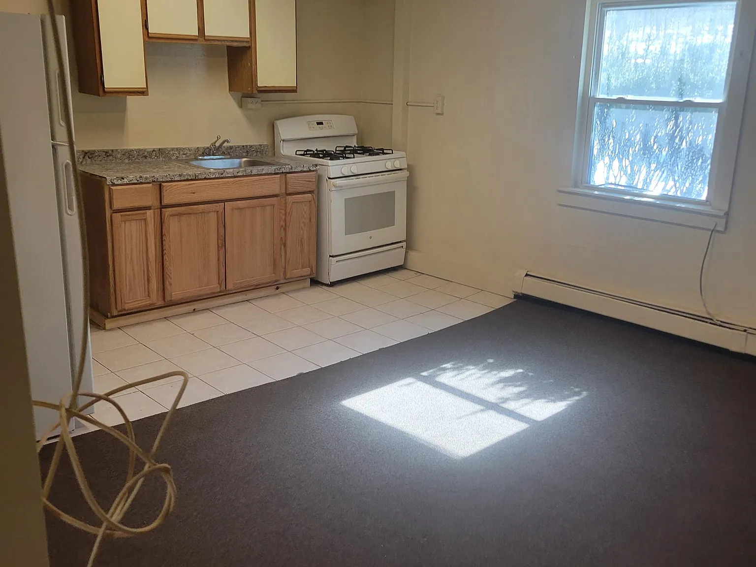 2 bed, $1,350 — Photo 2