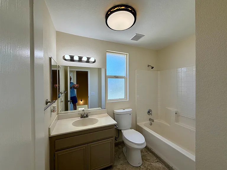 1561 Rebecca Ln — Photo 22