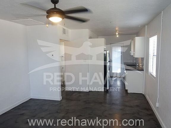 3rd image of 315 W Highland Ave APT 3