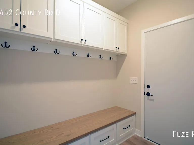 2452 County Road D W — Photo 21