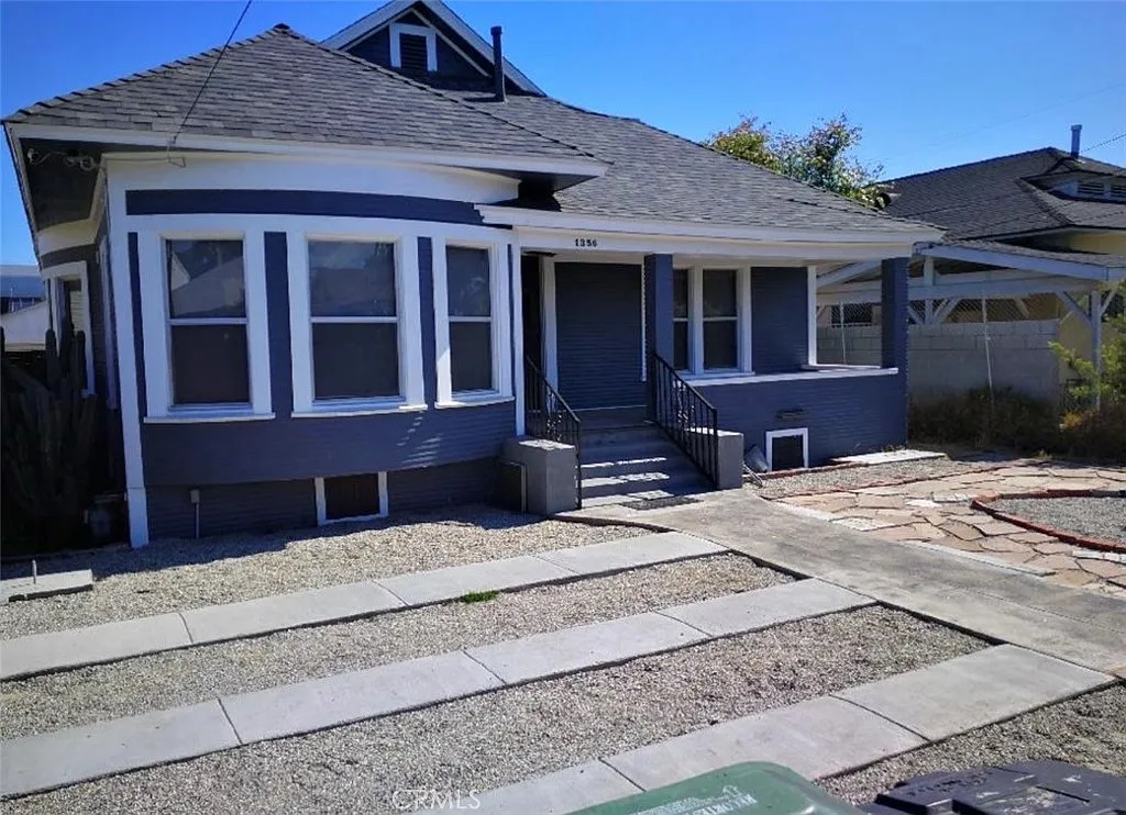 6 bed, 1680 sqft, $1,290 — Photo 1