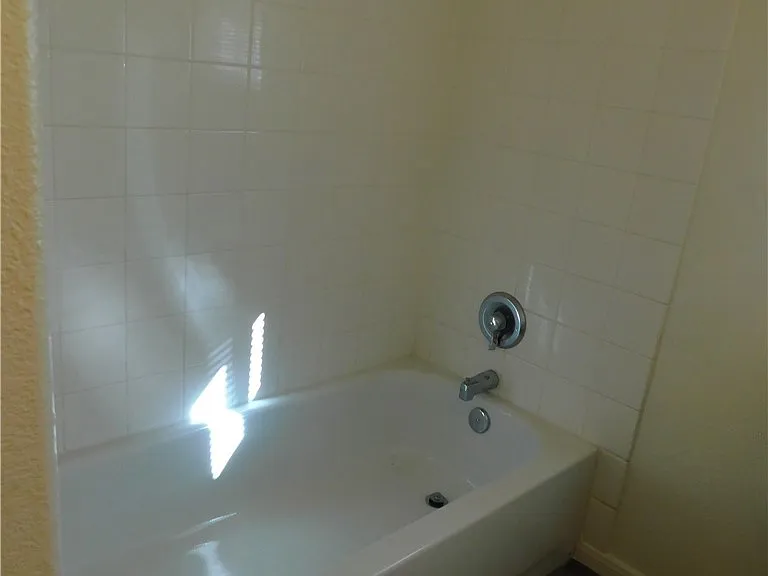 8312 Tamarack Ave — Photo 19