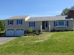 51 Willshire Dr, Williamstown, MA 01267