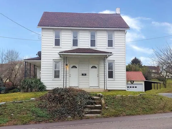 110 S State St, Brownstown, PA 17508