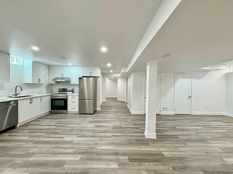 375 Wilfred Murison Ave #BASEMENT — Photo 7