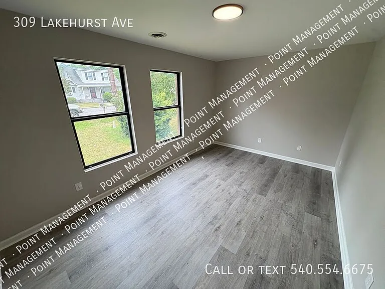 309 Lakehurst Ave — Photo 8