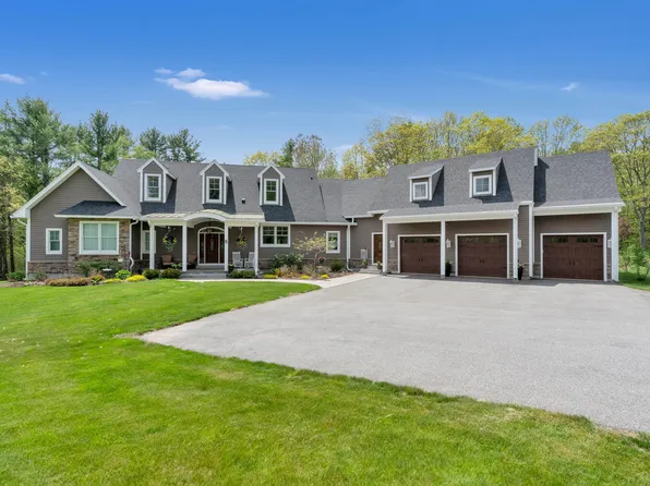 5 Lake Brook Drive, Kennebunk, ME 04043