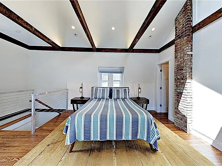 21 School St #4 — Photo 27