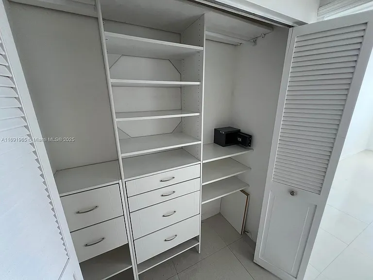 500 Bayview Dr #620 — Photo 39