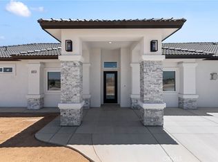 10125 Bella Vista St, Apple Valley, CA 92308