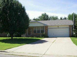 59 Huntington Rd, Augusta, KS 67010
