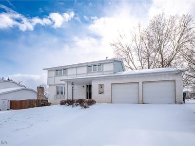 2218 Hidden Brook St NE, Canton, OH, 44721