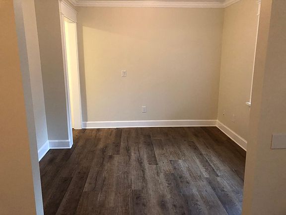 5th image of 412 E State Road 434