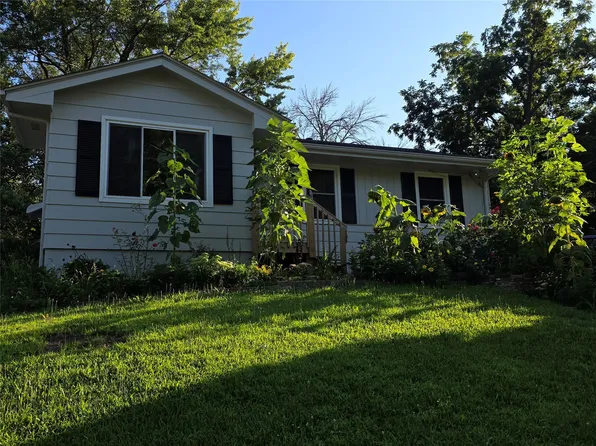 433 E Marion St, Des Moines, IA 50315