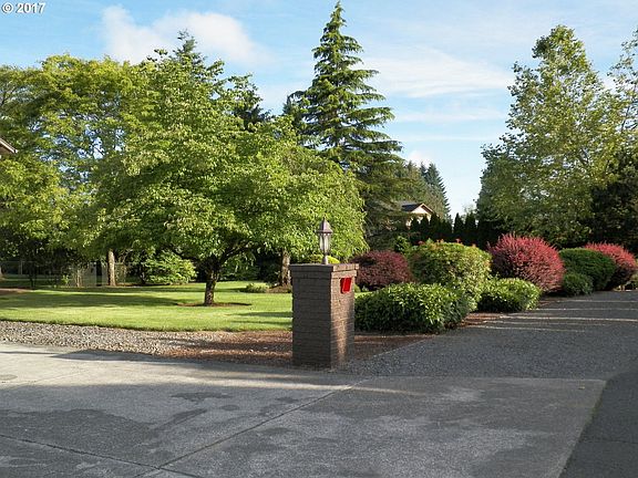 4th image of 12010 NE 119th Ave