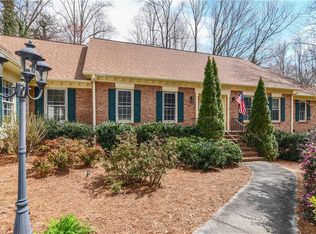 304 Willoughby Blvd, Greensboro, NC 27408