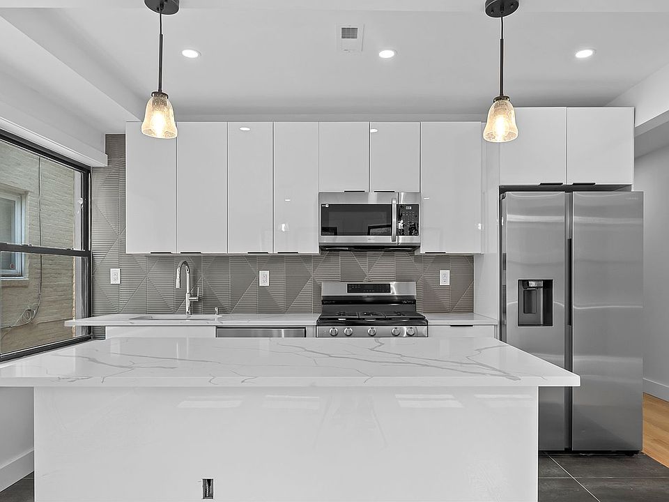 1st image of 30-18 35th St #5