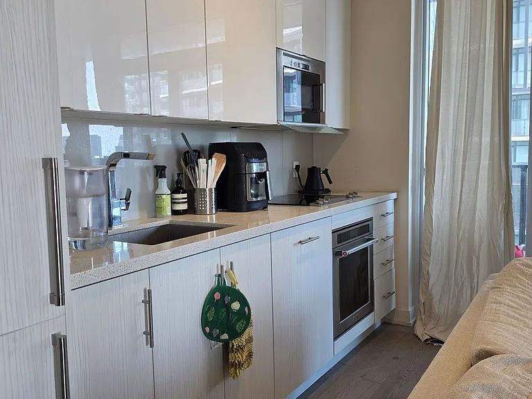 330 Richmond St W #1603 — Photo 5