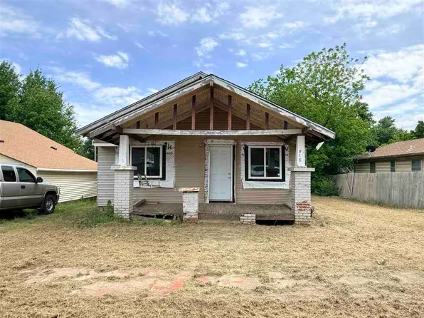 918 Holly St, Perry, OK 73077