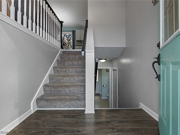 4th image of 43 S Cochran St