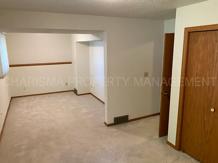2509 S Groveland Ave — Photo 24