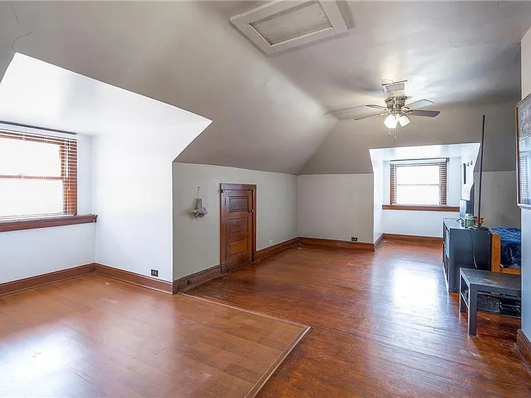 712 E Armour Blvd — Photo 21