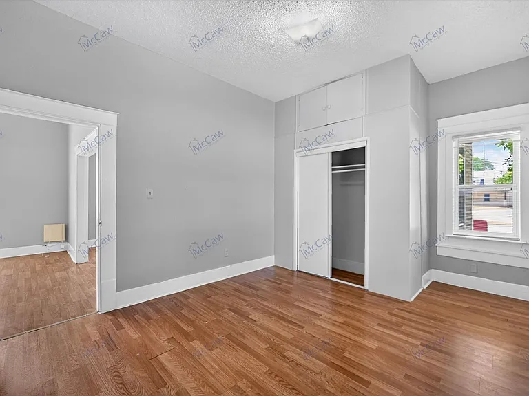 419 N Grand Ave #A — Photo 12