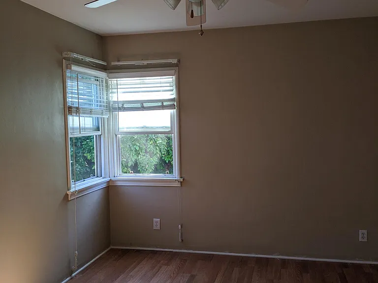 1212 S Mayflower Ave — Photo 20