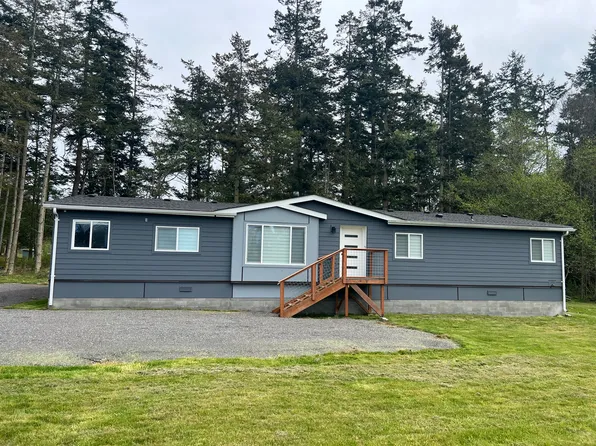 335 W Troxell Rd, Oak Harbor, WA 98277