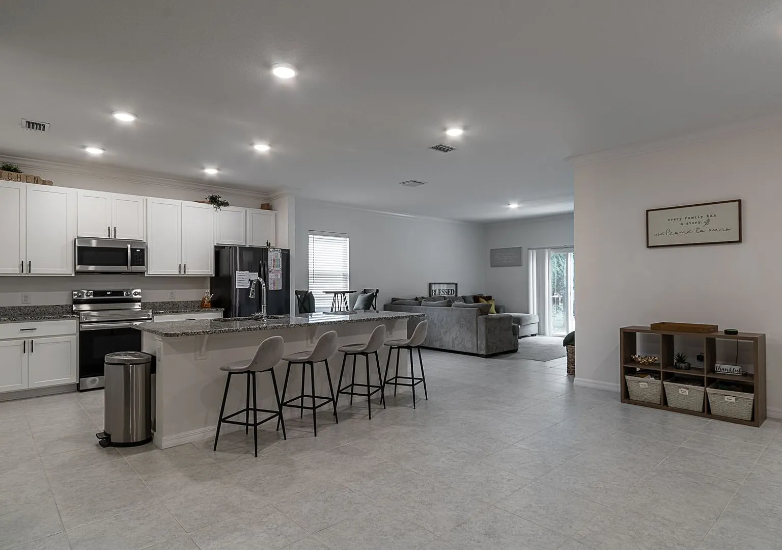 Spacious 4-Bedroom Home in Tara Village Available NOW! — Photo 4