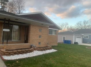 32397 Linderman Ave, Warren, MI 48093