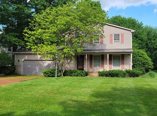 8365 Stoney Creek Dr, Youngstown, OH 44512