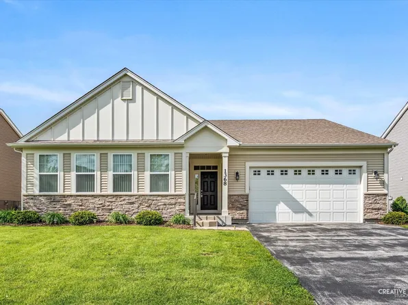 1368 Hearthstone Ln, North Aurora, IL 60542