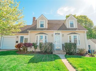 104 Fairfield Rd, Cranston, RI 02910