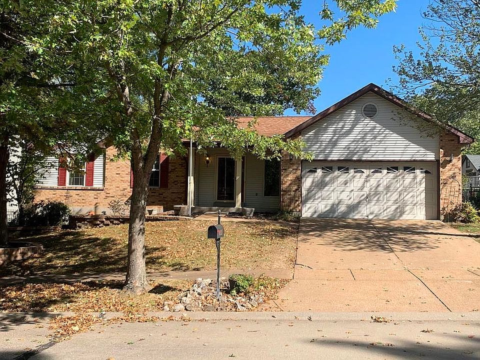 1st image of 604 Sedan Park Ct