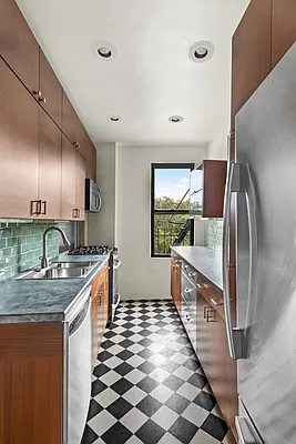 Rented by Nest Seekers International | media 10