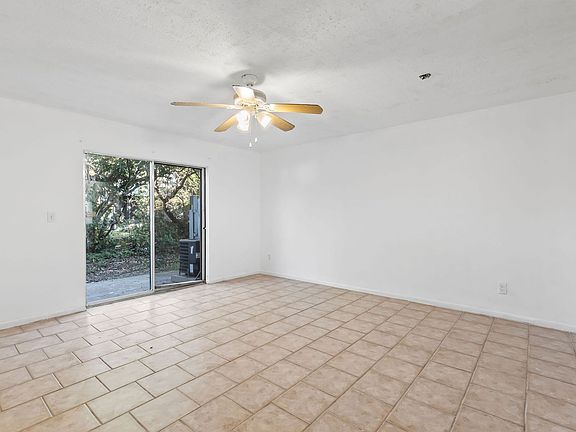 5th image of 175 Yorktowne Dr APT 24