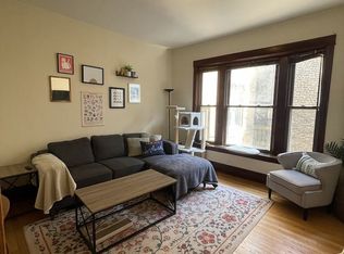 858 W Fletcher St UNIT 2A, Chicago, IL 60657