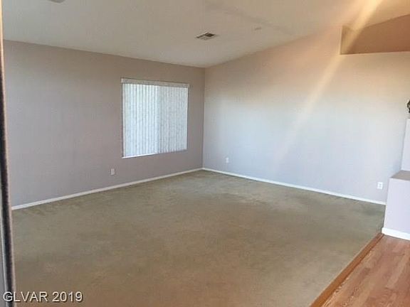 4th image of 1037 Blue Lantern Dr