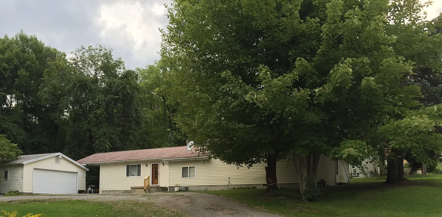 2811 Mercer Rd photo 1