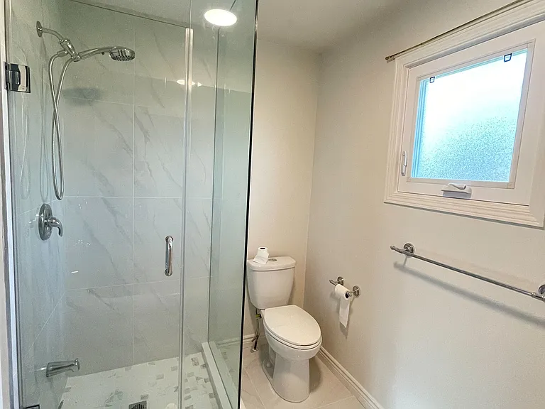 38 Southgate Cres — Photo 19