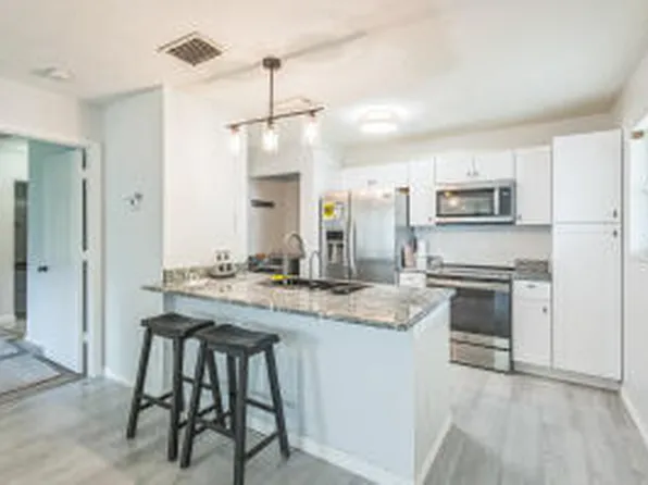 6537 SE Federal Highway #202, Stuart, FL 34997
