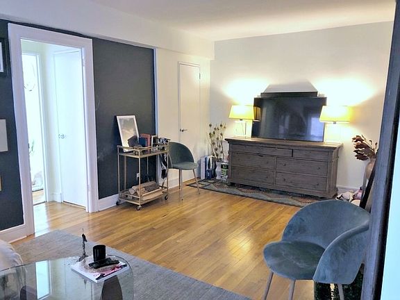 3rd image of 780 Greenwich St APT 5K