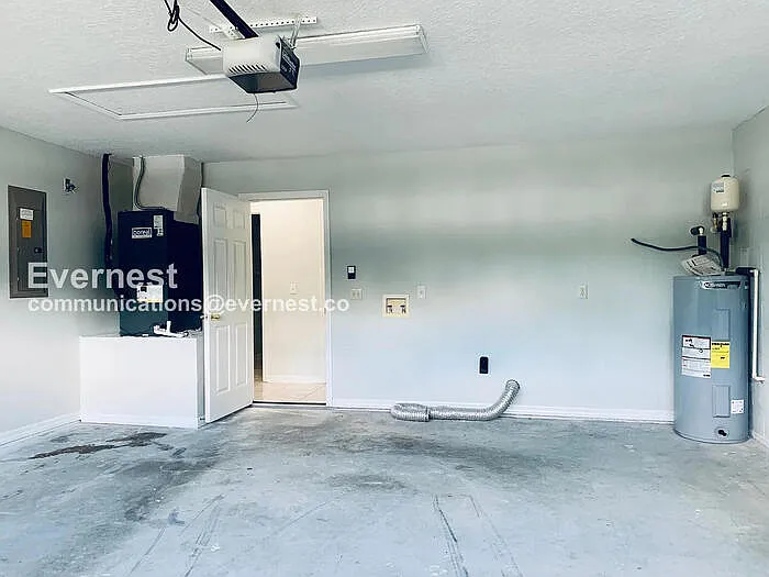 942 Willie Mays Pkwy — Photo 18