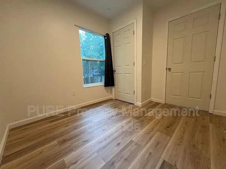 11330 NE 66th Ln — Photo 42